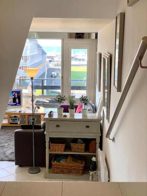 Bel Vue Avec Parking Gratuit Apartment *